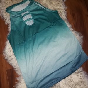 NWOT Boutique ombre keyhole top
